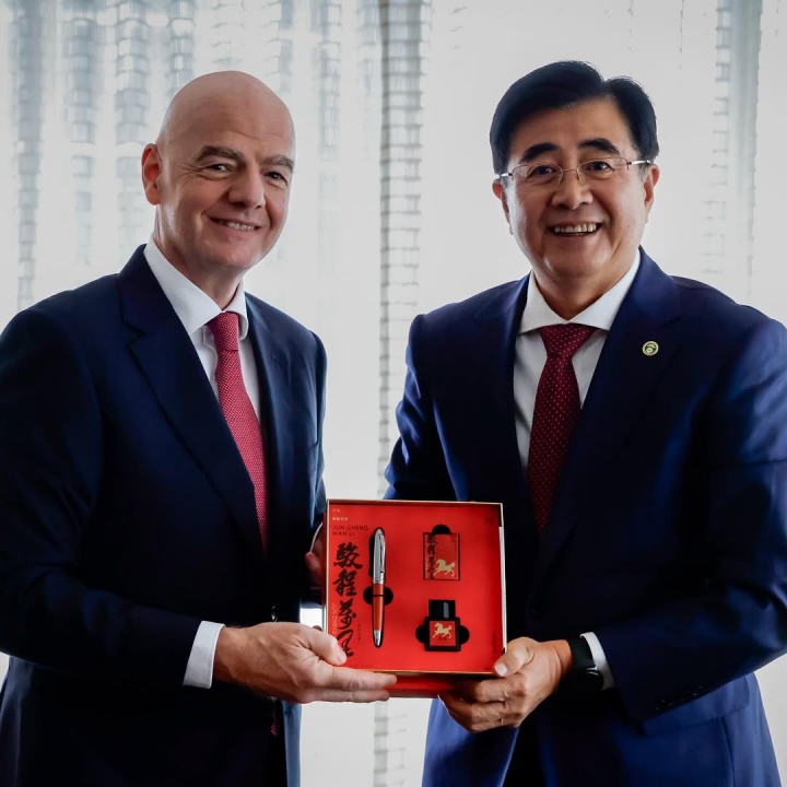 因凡蒂諾溫哥華會見宋凱 FIFA前進計劃推動中國足球體系重組