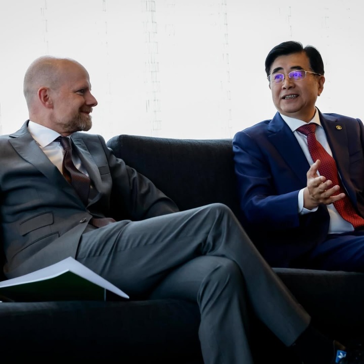 因凡蒂諾溫哥華會見宋凱 FIFA前進計劃推動中國足球體系重組