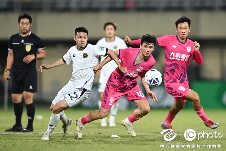 溫州足球的生存悖論：富二代砸錢續命，中乙7輪不勝仍在燒