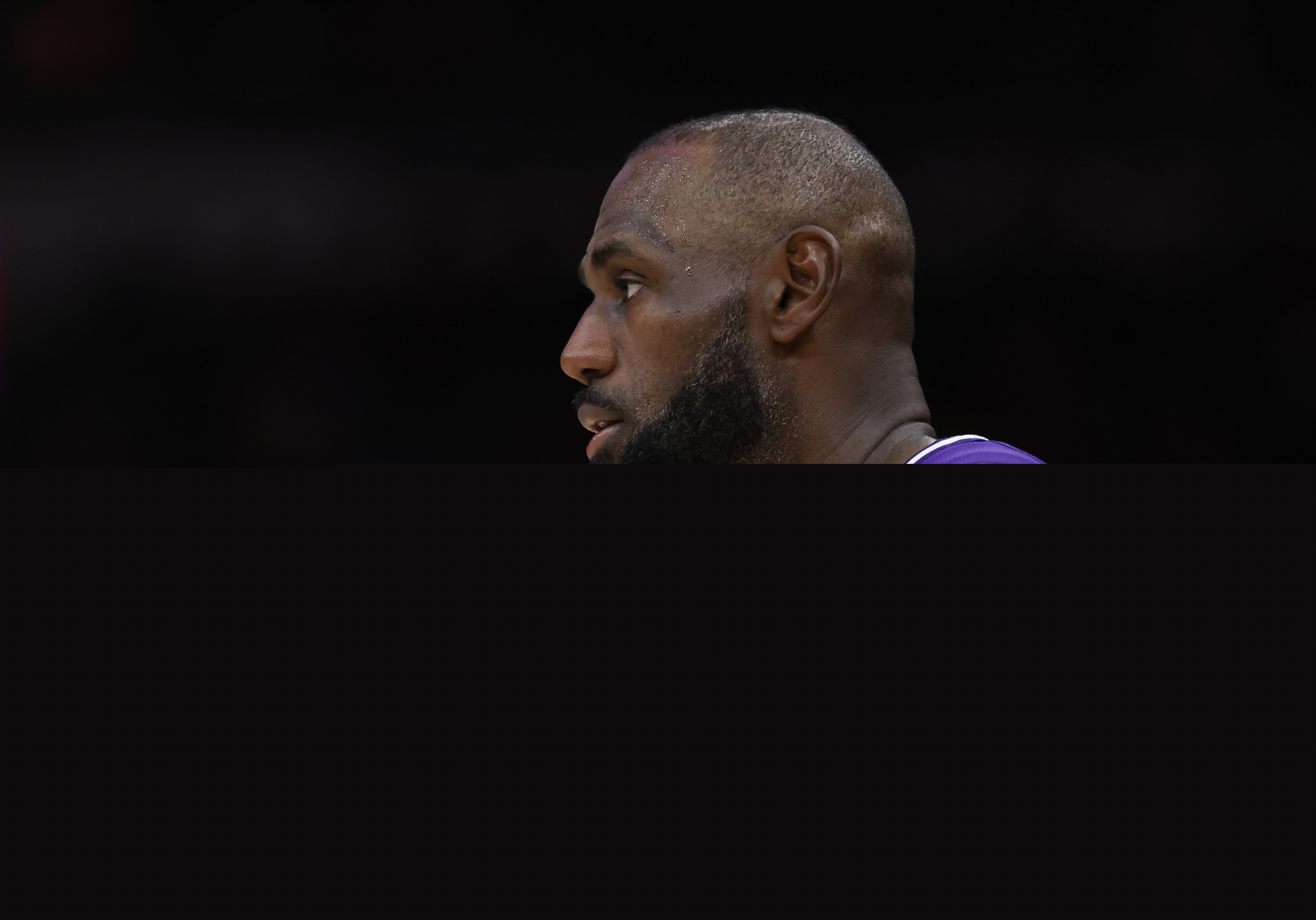 ESPN記者曝詹姆斯因勝場紀(jì)錄用球被送雷迪克怒離更衣室