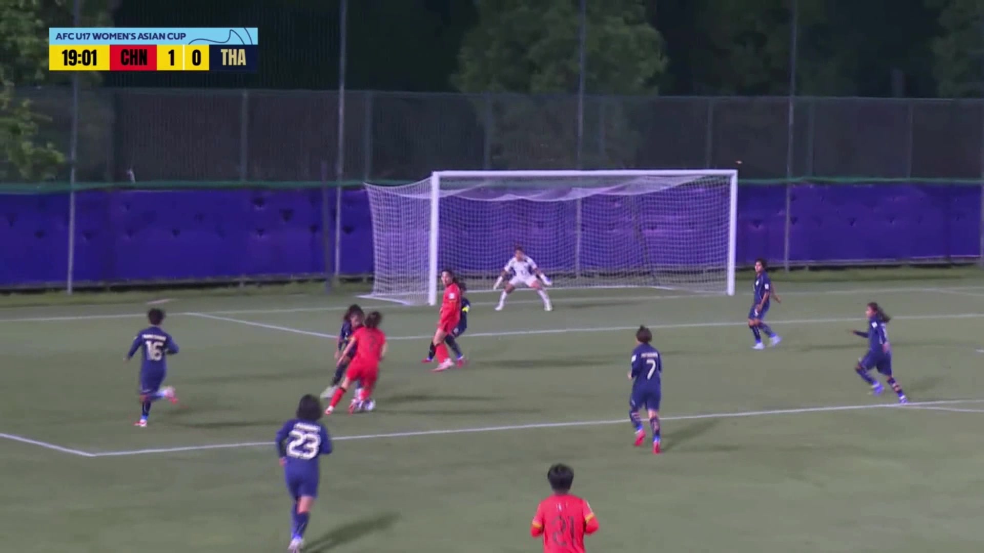 U17中國女足2-0領先！李啟嫻門前包抄破門