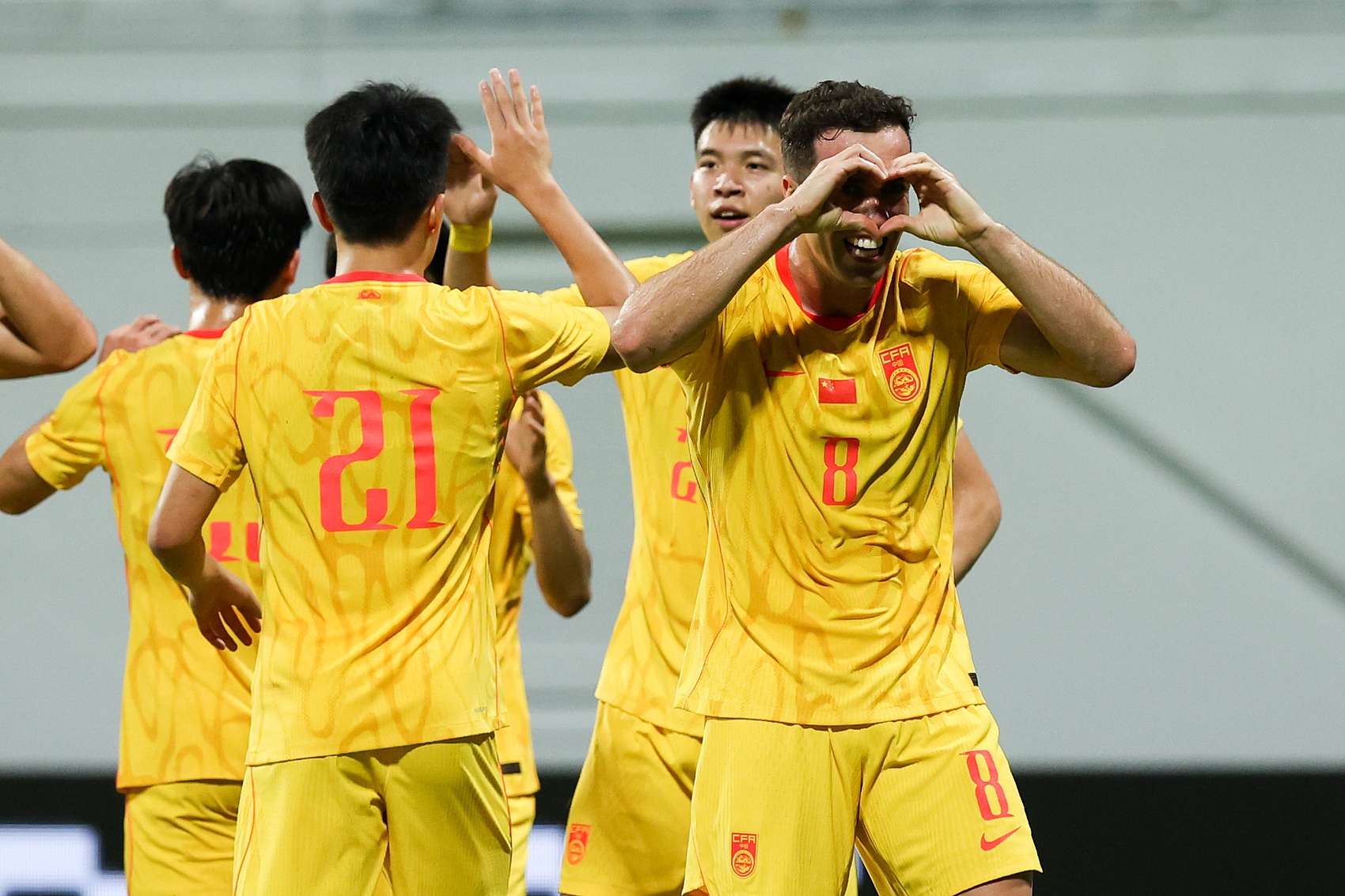 國足2-1新加坡：3.25個排名積分入賬，武磊百場+六小將驗陣