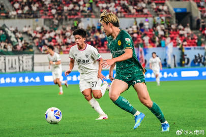馮軼梵角球頭槌劉宇杰單刀，貴州貴陽競技主場2-0完勝廣州蒲公英
