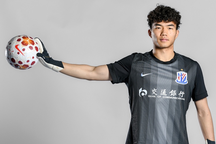 申花21歲門將王晗懿租借梅州客家，租借費1.2萬歐